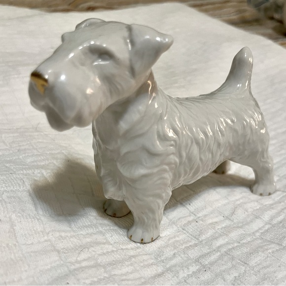 Meissen German porcelain Scottish terrier dog collectible